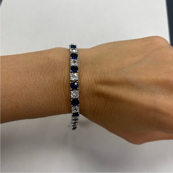 Suzy Levian Sterling Blue & White CZ Tennis Bracelet NWT - Picture 1 of 4